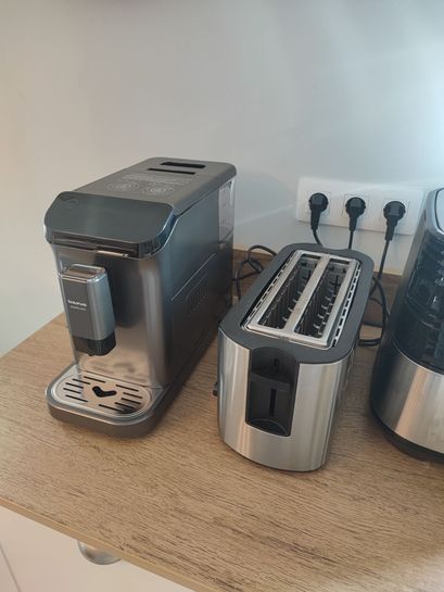 La cafetera superautomática perfecta para cocinas pequeñas solo cuesta 239  euros y es de Melitta