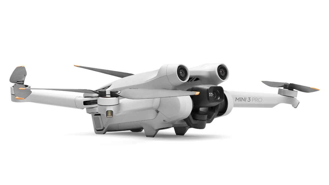 Drone  DJI Mini 3 Fly More Combo (RC-N1), Con mando estándar, Hasta 38  min, QuickShots y QuickTransfer, 4K/30 fps, Blanco