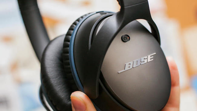 Unos auriculares baratos de JBL para competir con los AirPods Max: tienen  cancelación de ruido y autonomía de 50 horas