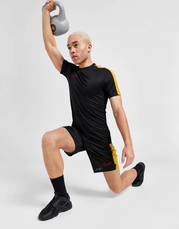 Nike pantalón corto Academy 23 (recogida a tienda GRATIS)