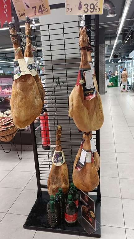Jamón 50% cebo ibérico cyo -50% por caducidad Carrefour Market Moscatelar (Madrid)