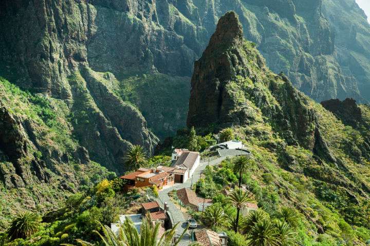 Ruta por Canarias: Tenerife, Lanzarote y Gran Canaria con vuelos, hoteles, traslados y seguro por 465 euros! PxPm2 todo el año