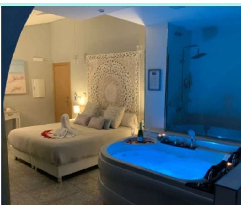 Suite con opción a bañera hidromasaje en Hotel 4* Mérida + Cancela gratis desde solo 41 (PxPm2)