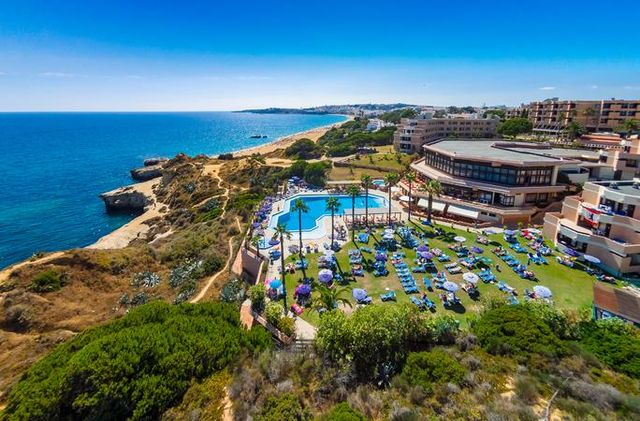 EL ALGARVE, ¡UN PARAÍSO DE PLAYAS Y NATURALEZA! Hotel 4*+desayuno en Albufeira cerca de la playa | Portugal (oct-dic)
