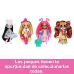 Barbie Extra Fly Mini Playa Muñeca pequeña morena con conjunto de moda y accesorios de viaje, juguete +3 años (Mattel HPB18)