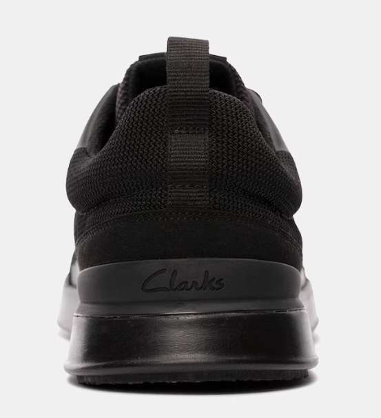Clarks Zapatillas de hombre en negro bajas tipo running de material textil con suela de goma
