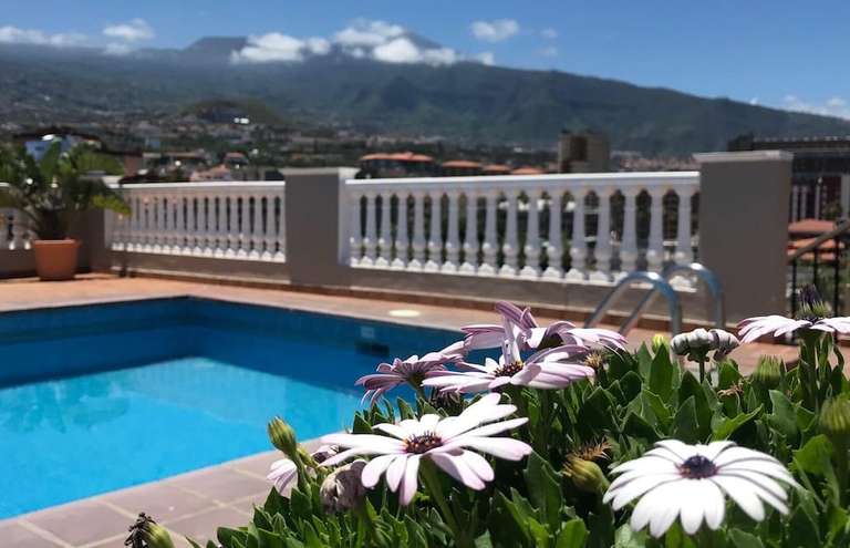 5 Noches en Tenerife Pto de la Cruz: Hotel 3* + desayuno + vuelos 231€ / persona (septiembre)
