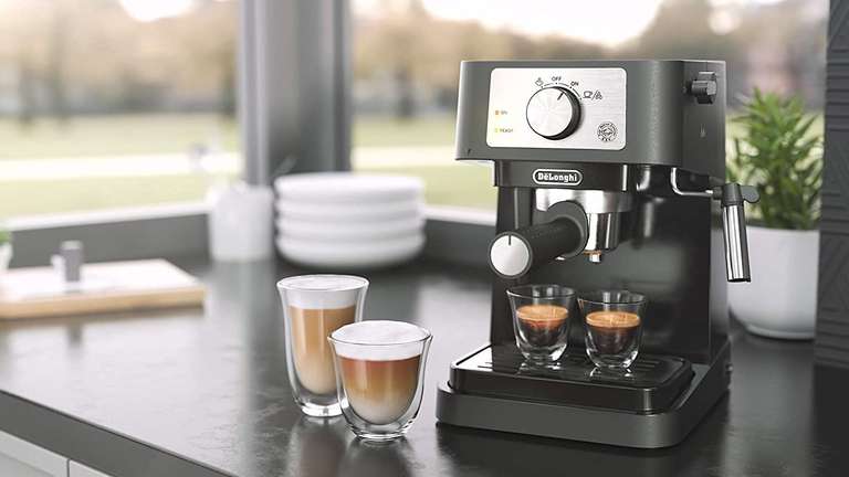 De'Longhi - Stilosa Cafetera Espresso, 15 bares de presión, Modelo EC260, Color Negro - ¡Regalo: Juego de 2 vasos Espresso 60ml!