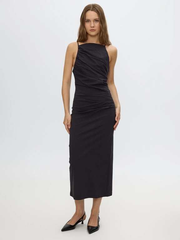 Imagen de Vestido midi halter fruncido negro