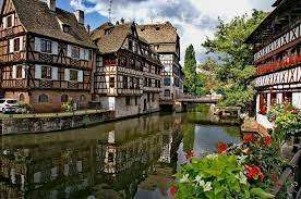 Fin de semana Estrasburgo: Vuelos directos + 3 noches hotel 3* centro + Freetour