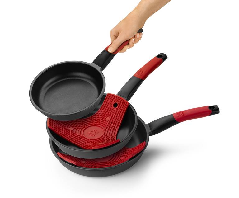 BRA Premiere | Set de 3 sartenes, aluminio fundido antiadherente, aptas para todo tipo de cocinas, incluido inducción,18-22-26 cm