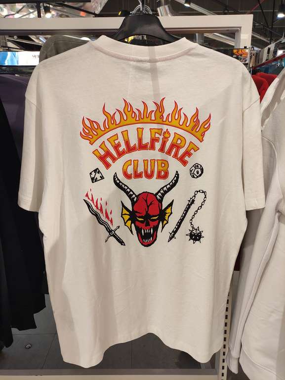 Camiseta hombre Stranger Things Hellfire Club @ Primark Islazul
