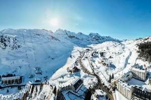 Fin de semana de esquí en Astún-Candanchú con Forfait incluido (Hotel & Spa Real Villa Anayet) - Diciembre-marzo