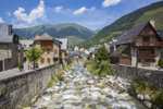 223° - VALL D' ARÁN, Vielha Hotel 4* con piscina en el Pirineo Catalán. Hasta Octubre - Precio por persona