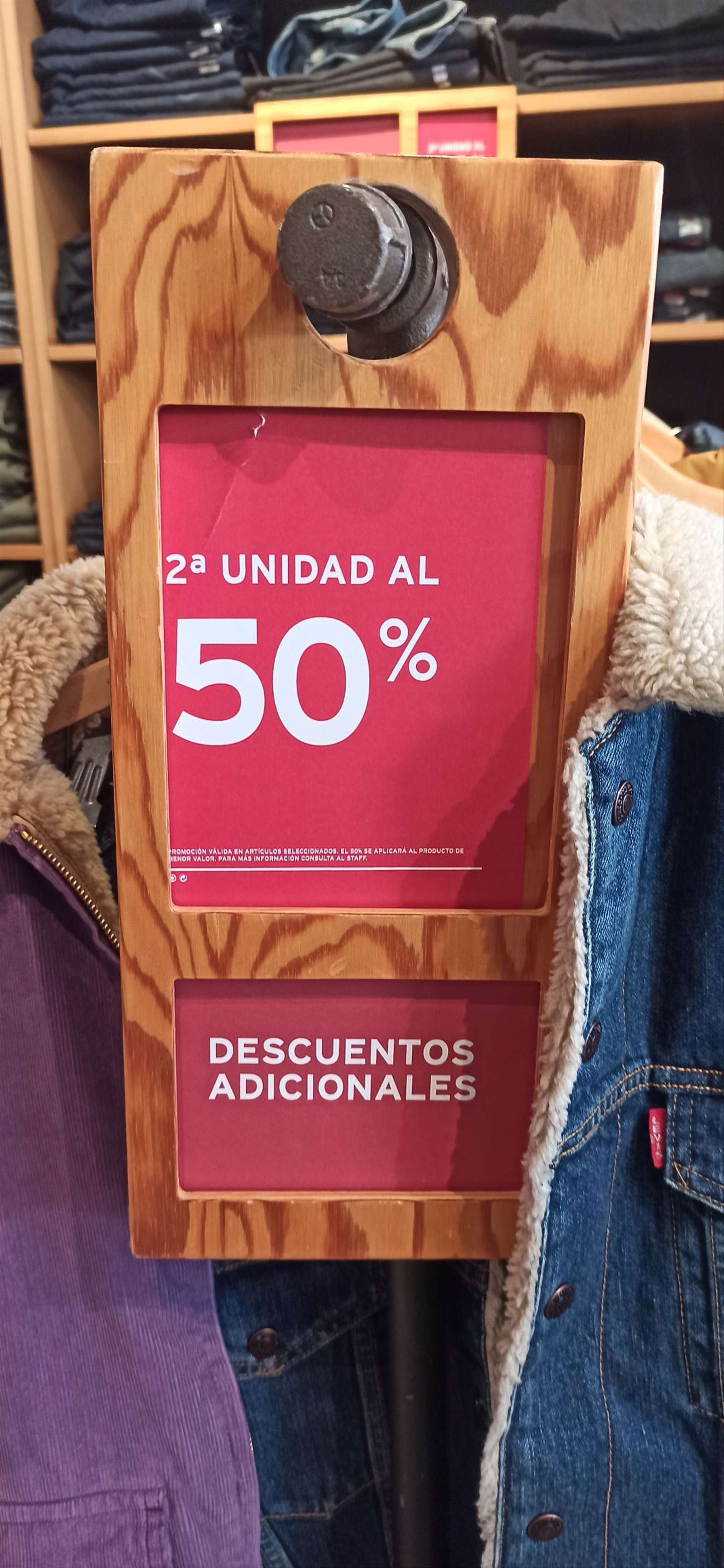 2 unidad al 50% Levis Las rozas Village » Chollometro