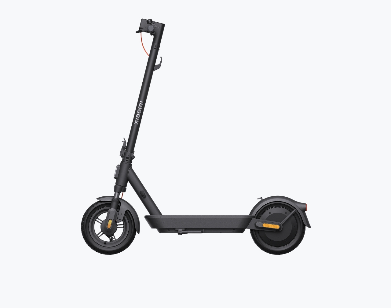 Patinete eléctrico Xiaomi Electric Scooter 5 Plus con ruedas de 12" y suspensión. Homologado DGT.