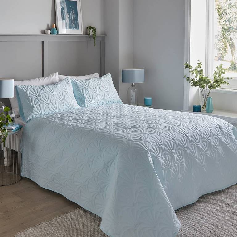 Serene – Cavali – Colcha Pinsonic – 200x230cm en Huevo de Pato
