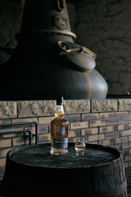 Whisky Gwalarn-700 ml – Whisky Premium – The Celtic Whisky Distillerie – 40º – Whisky Celta – mezcla de whisky escocés, alemán y francés