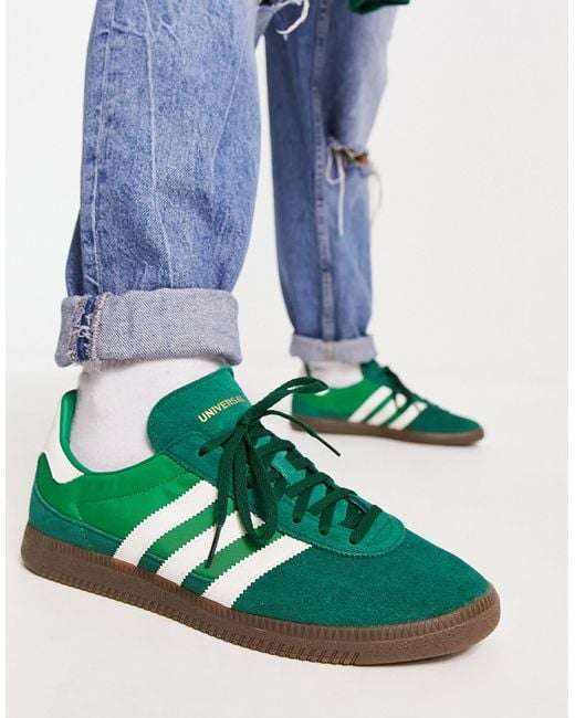 Zapatillas Adidas Universal Metalic Hombre. Tallas Grandes, 47 1/3, 48 y 48 1/3, Disponible en Verde También por 58,8€.