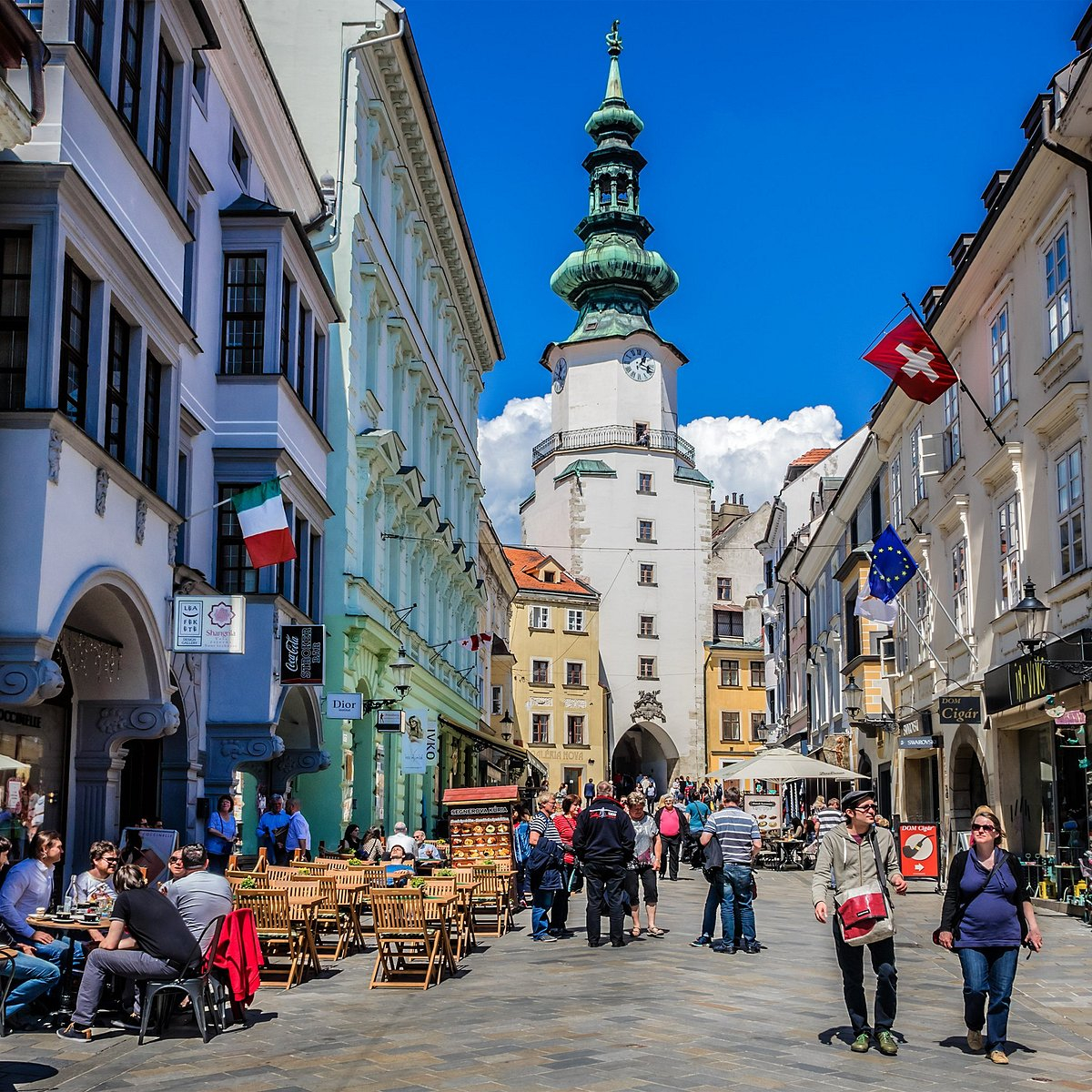 BRATISLAVA 2 Noches Vuelo + Alojamiento desde 83€ Noviembre / Barcelona P.P.