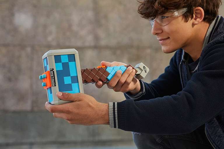Lanzadardos Nerf Minecraft Stormlander con recogida gratuita en tiendas MGI