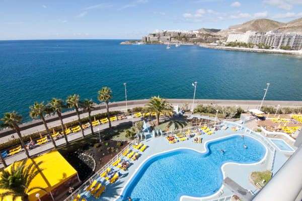 ¡Vacaciones en Gran Canaria! Del 18 al 25 Mayo 7 noches en apartamento en primera línea de playa 145€/persona