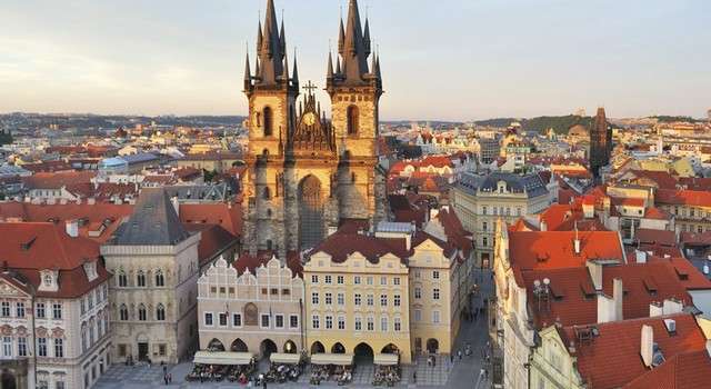 Berlín, Praga y Viena: 7 días por 484 euros!! PxPm2 vuelos + traslados + hoteles con desayunos + tours + tasas.De agosto 2023 a Octubre 2024