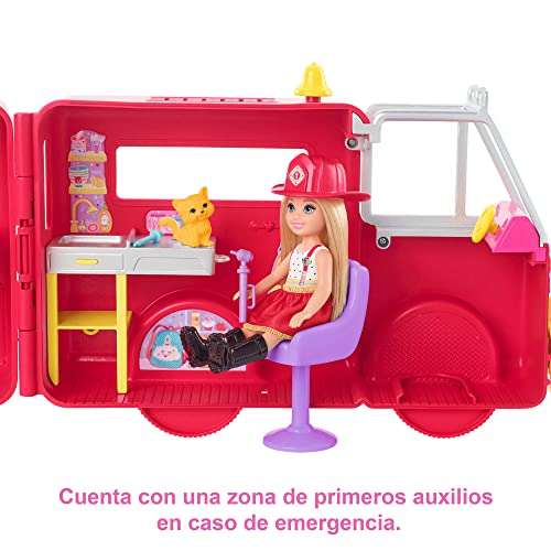 Barbie Chelsea y su camión de bomberos