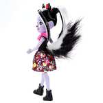 Enchantimals Sage Skunk y Caper, muñeca con mascota (Mattel FXM72)