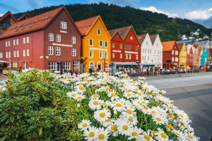 Paquete de 8 días por los Fiordos Noruegos : Bergen, Ålesund y más con vuelos, hoteles, coche de alquiler y seguro P.p ( Abr -->Dic)
