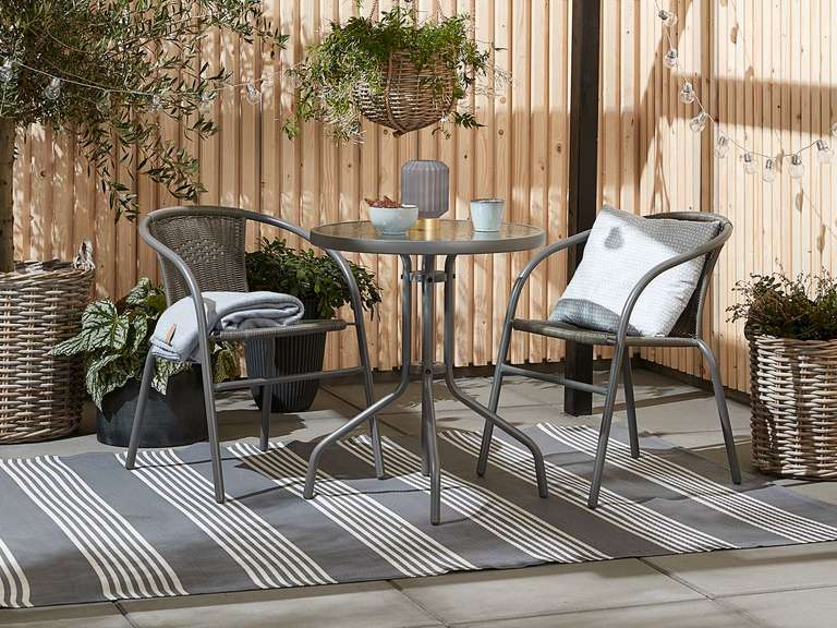 Conjunto para terraza: Mesa redonda de acero con cristal templado + 2 sillas de acero y ratán apilables