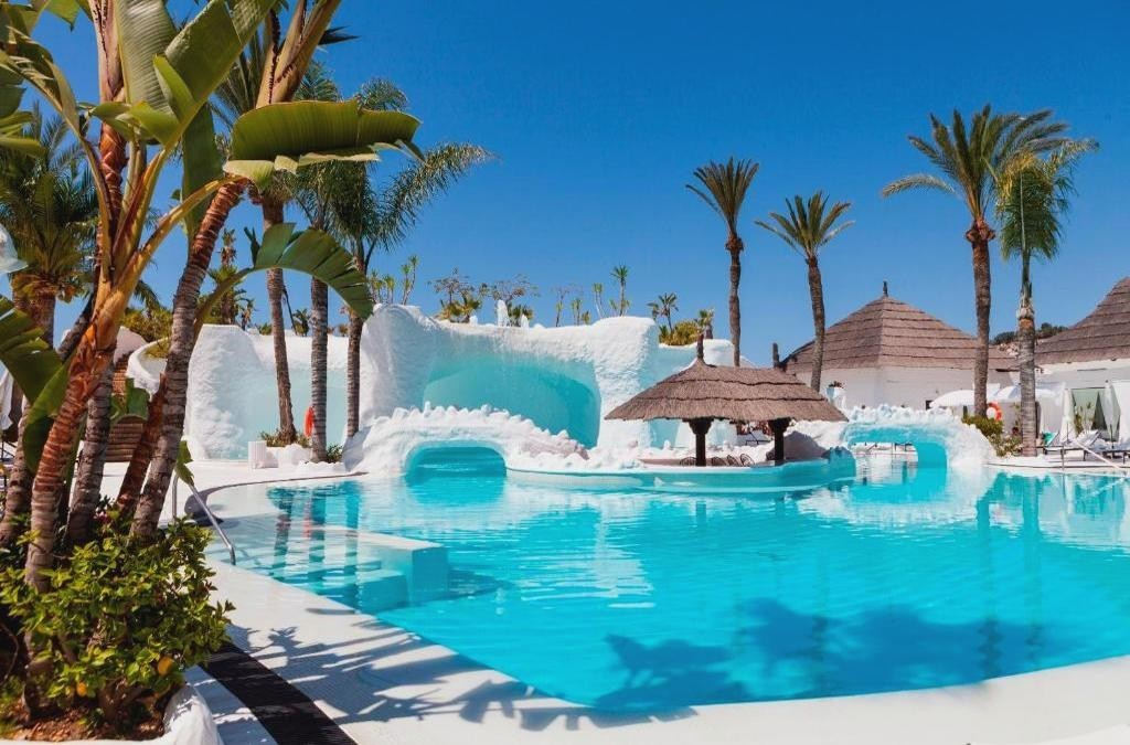 ¡ALMUÑÉCAR te espera! SUITE 4*+DESAYUNO+PISCINA+niños GRATIS (admiten MASCOTAS) desde 54€ (septiembre )