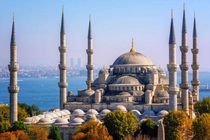 Estambul cerca de la Mezquita Azul ; Vuelos directos + 3 a 7 noches en hotel 4* con desayunos (noviembre) Pxp