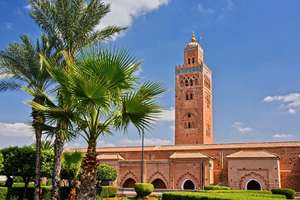 Marrakech 4 noches (modificables) + vuelos, hotel céntrico con desayuno incluido por 120 euros PxPm2 Marzo