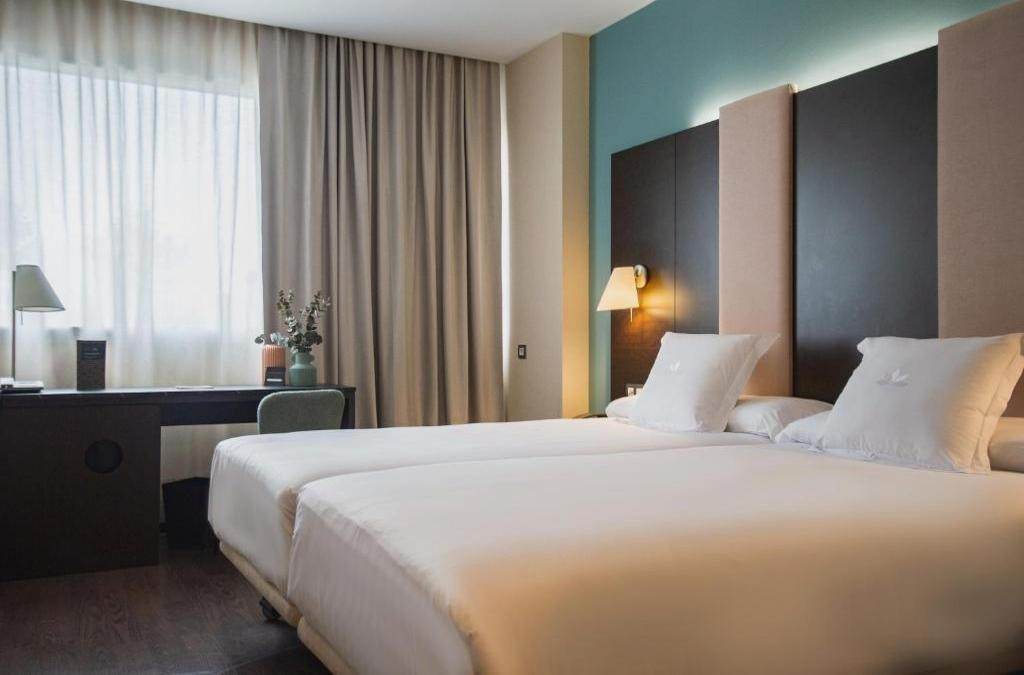 PAMPLONA en HOTEL 4*+DESAYUNO+SPA+COPA de bienvenida (desde 39€, jul-sep)