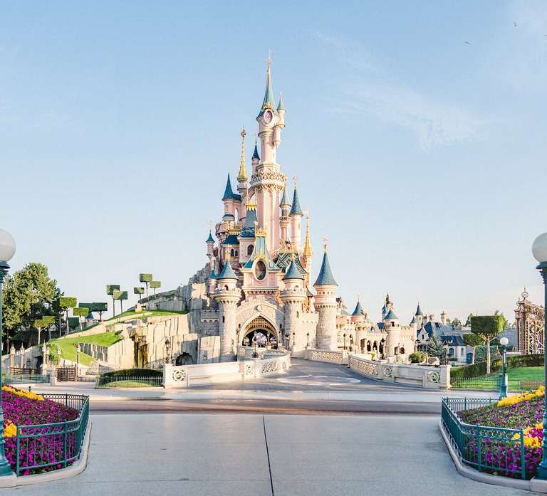 Disneyland y París a tu aire en coche: 7 días con Vuelos + traslados + hoteles + seguros por 419 euros!! PxPm2