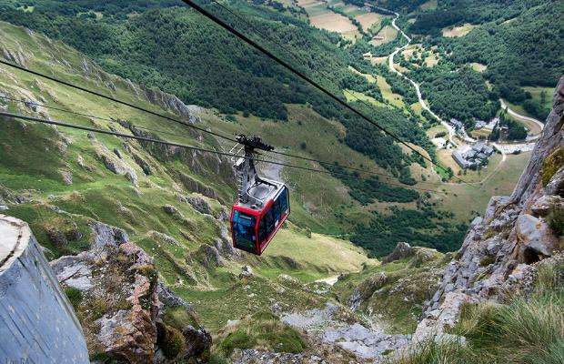 Cantabria Parque Nacional de los Picos de Europa + Teleférico Fuente De + Alojamiento Desde 41€ PxP / Día