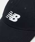 Gorra de béisbol negra con logo de New Balance