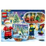 Calendario de Adviento 2023 Lego City con 24 regalos incluye figura de Papá Noel y renos con tapete de pueblo navideño