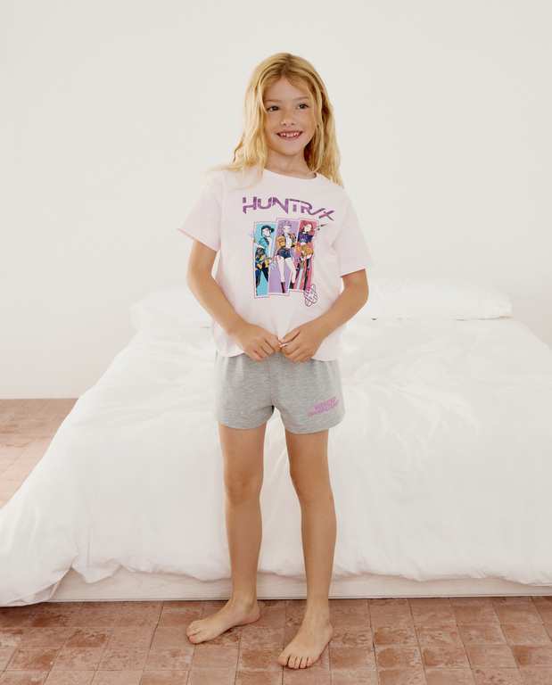 Imagen de Pijama completo de manga corta fan