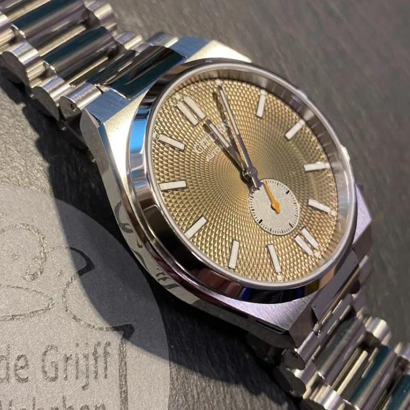 Reloj Citizen Tsuyosa Small Second