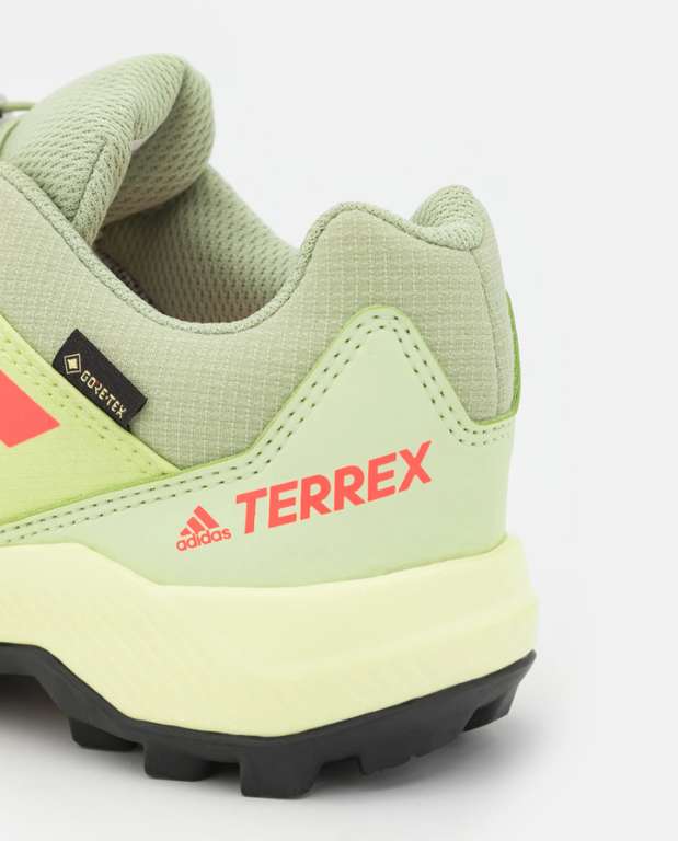 Adidas Terrex Goretex para niños - 29,95€ (Tallas 28 a 38 y 2/3)
