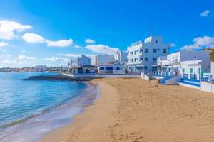 Fuerteventura -> Vuelos + hotel 4* con desayuno desde 296€/persona [Enero-octubre]