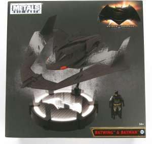 Figura DC Cómics Batman Vs Superman Batwing Escala 1/32