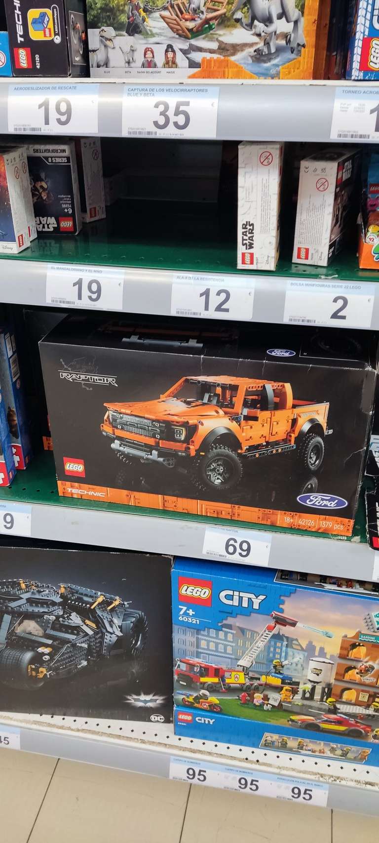 Lego raptor 42126