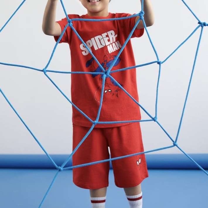 Conjunto infantil en algodón Spiderman. Tallas en altura de 98 a 140cm (excepto 110cm)