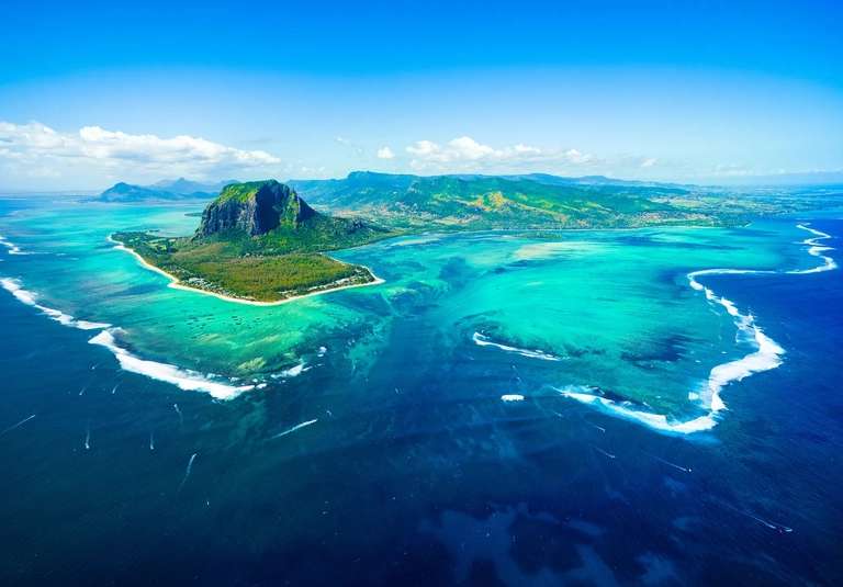 Isla Mauricio con MEDIA PENSIÓN 7 noches en resort 3* con Media Pensión + vuelos DIRECTOS + traslados+ seguros + tasas por 999 PxPm2
