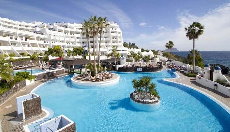 Hotel en Tenerife a 16 euros por persona y noche!! Oferta de 4 noches ampliable para 4 personas (se puede bajar a 2)Por 66 euros! PxP Junio