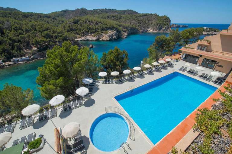 Ibiza Vuelos + Hotel 4 * MEDIA PENSION - FRENTE AL MAR con cancelación gratuita - mayo (precio/persona)