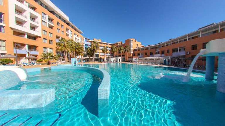 Hotel 4 estrellas en Roquetas de mar en octubre (2 noches: 37euros 3 noches: 55 euros...)